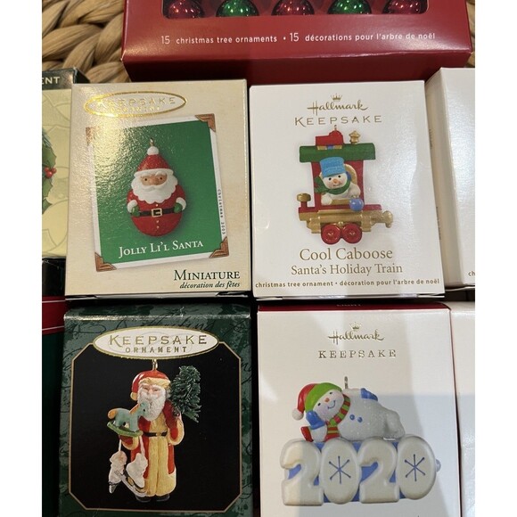Lot of 9 Vtg Hallmark Keepsake Christmas Ornaments 1990s To 2020 - Picture 4 of 15